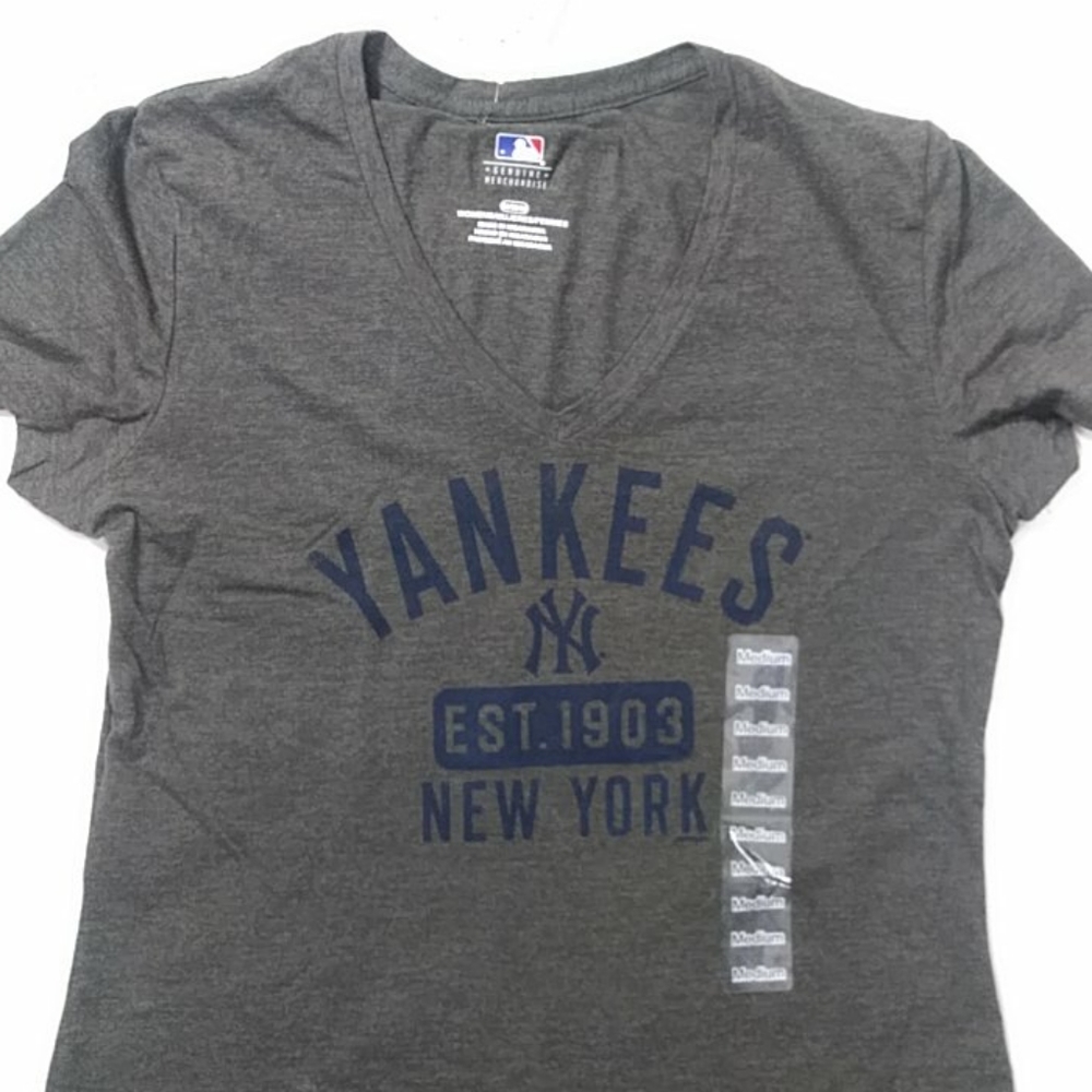 NY Yankees soft tee
